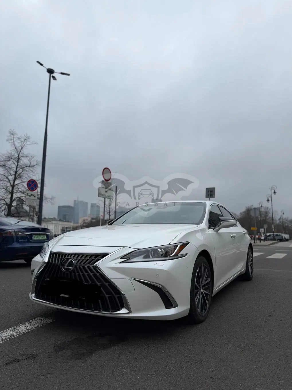 Lexus ES 300h Elegance 2023