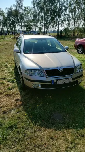 Skoda Octavia II (2004-2013) 1.6 Ambiente 2006