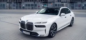 BMW 7 Series G70 (2022-) 730d xDrive mHEV 2023