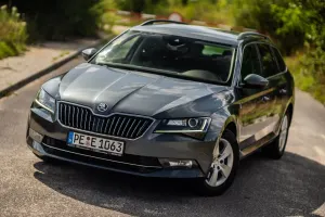 Skoda Superb III (2015-2023) 2.0 TDI DSG Ambition 2015