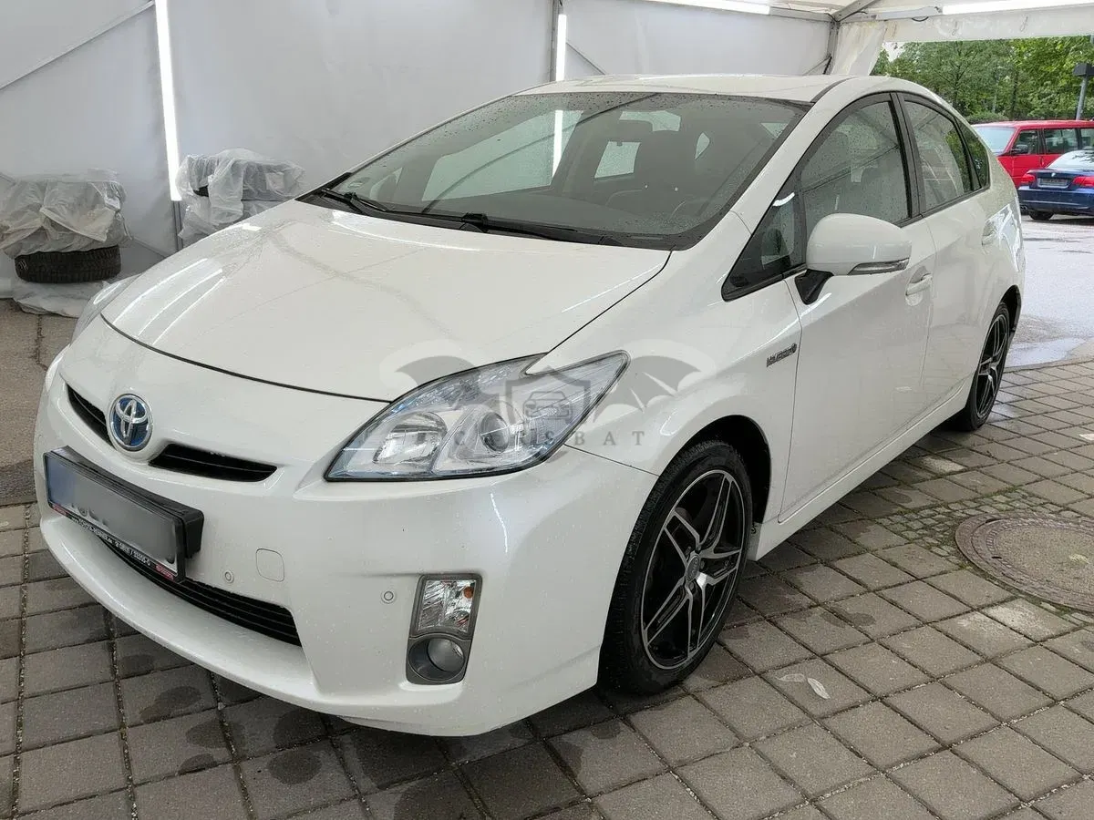 Toyota Prius III (2009-2015) (Hybrid) Life 2009