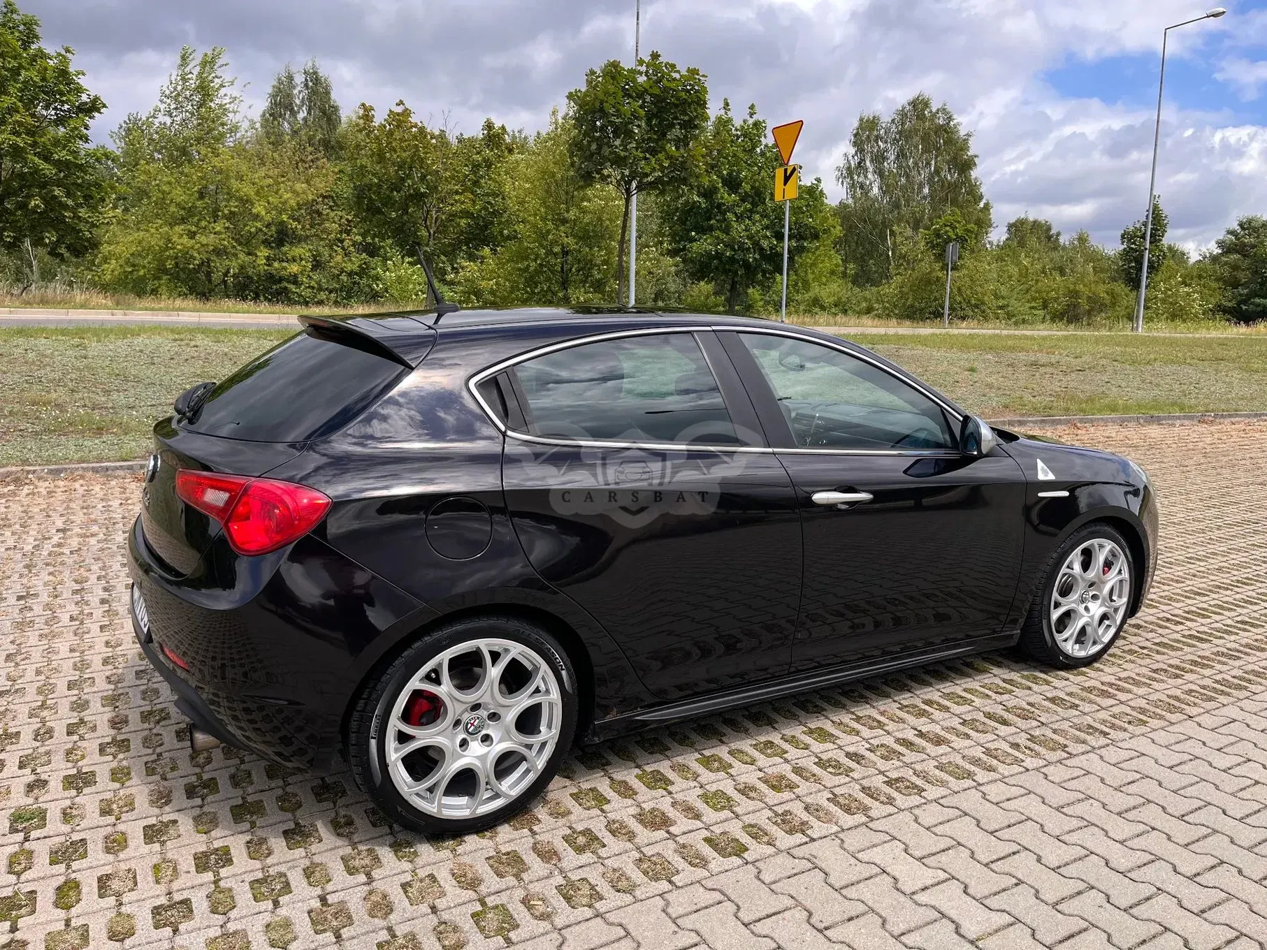 Alfa Romeo Giulietta 1750 TBi Quadrifoglio Verde 2011