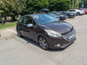 Peugeot 208 I (2012-2019) 2012