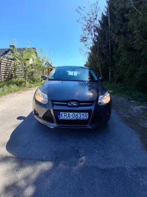 Ford Focus Mk3 (2010-2018) 1.6 Ambiente 2011