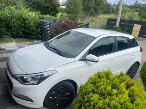Hyundai i20 II (2014-2020) blue 1.2 Style 2017