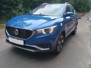 MG ZS Standard Luxury 2020