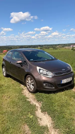Kia Rio III (2011-) 1.1 crdi M 2012