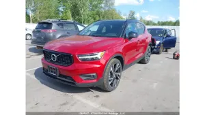 Volvo XC40 T5 AWD R-Design 2021