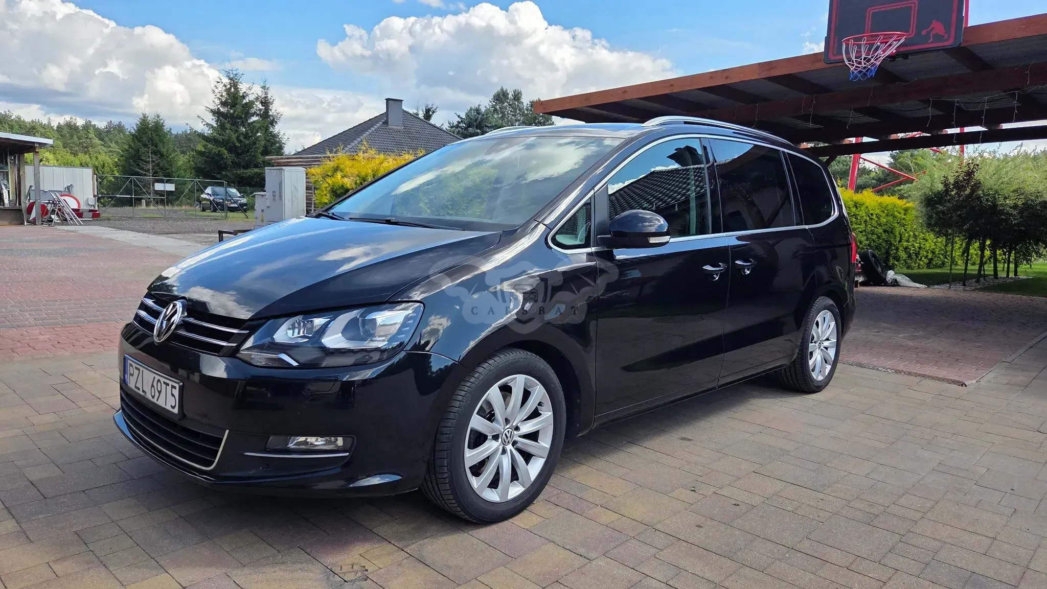 Volkswagen Sharan II (2010-) 2.0 TDI DSG BlueMotion Technology Highline 2014