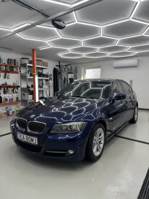 BMW 3 Series E90/E91/E92/E93 (2005-2012) 320d 2011