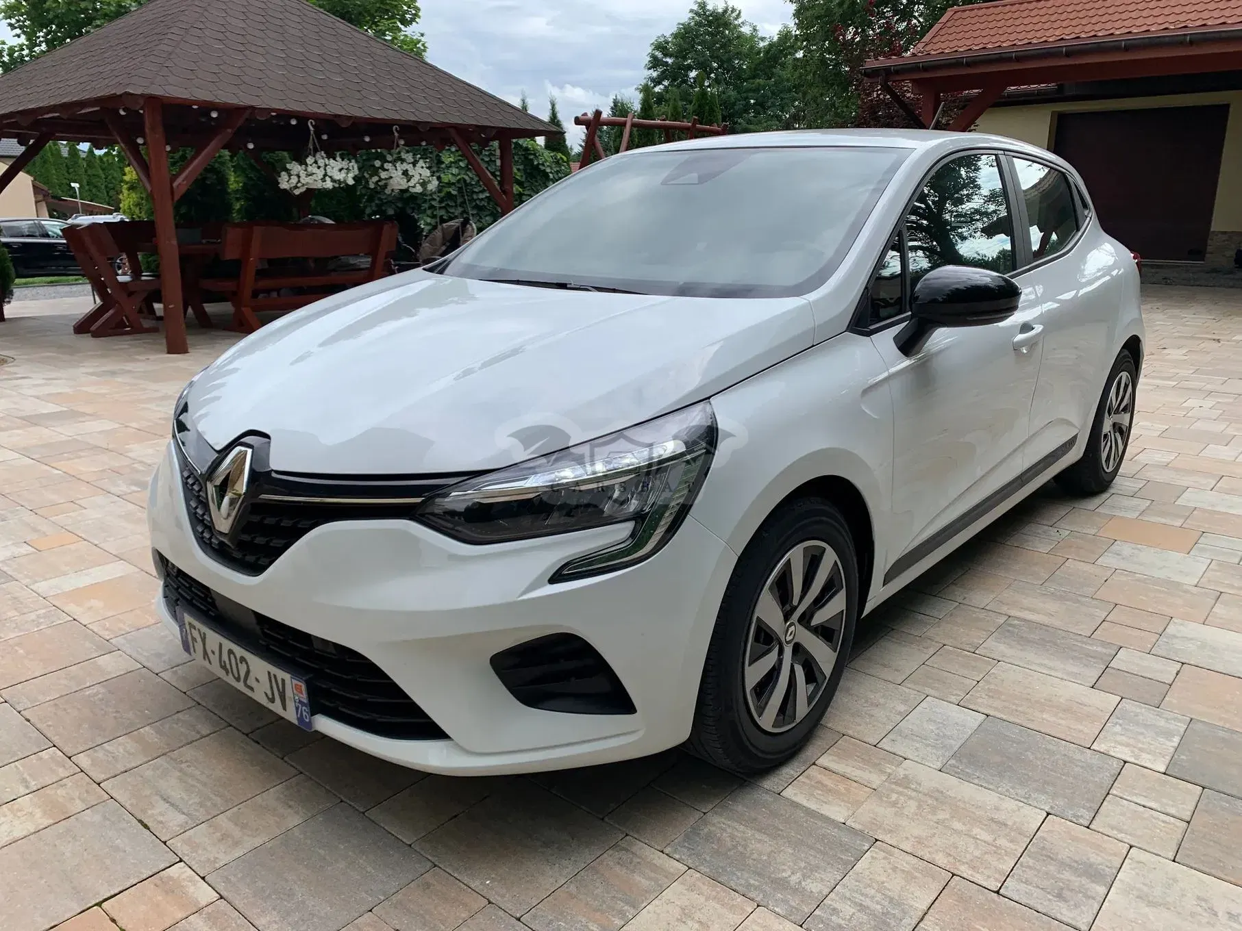 Renault Clio V (2019-2025) E-TECH 140 INTENS 2023