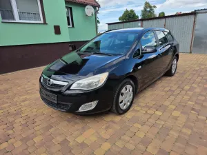 Opel Astra J (2009-2019) 1.7 CDTI Sport 2011