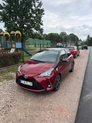 Toyota Yaris III (2011-2019) Hybrid 100 Selection Platinum 2018