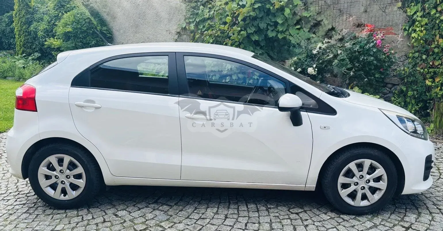 Kia Rio III (2011-) 1.1 crdi M (klm) 2015