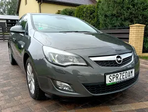 Opel Astra J (2009-2019) 1.4 T Cosmo S&S 2010