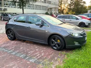 Opel Astra J (2009-2019) 1.6 T Sport 2010