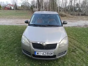 Skoda Fabia II (2007-2014) 1.4 16V Ambiente 2008