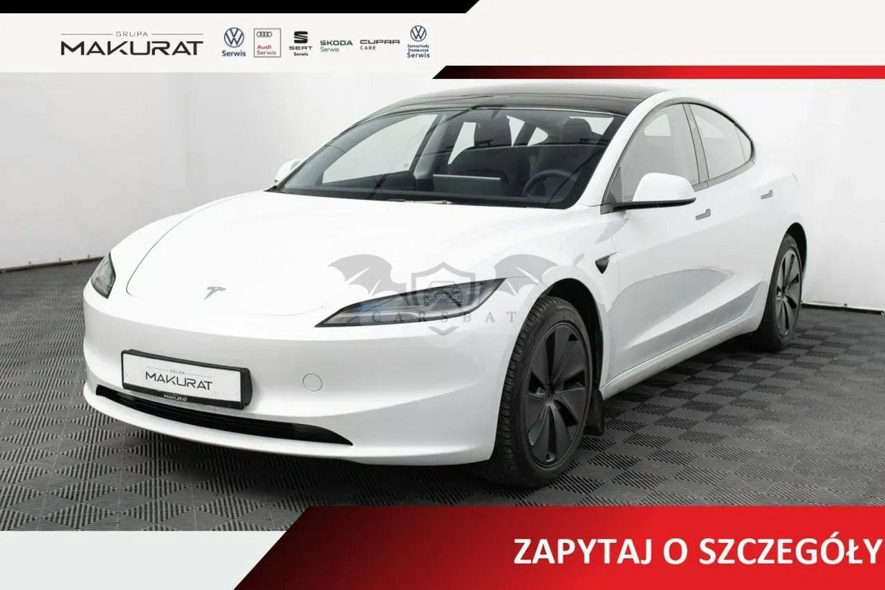 Tesla Model 3 2024