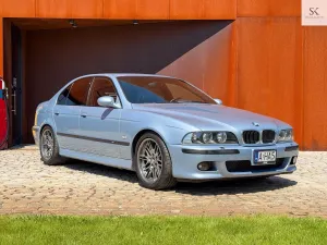 BMW M5 Standard 2001