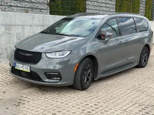 Chrysler Pacifica 2021