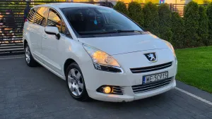 Peugeot 5008 I (2009-2017) 2012