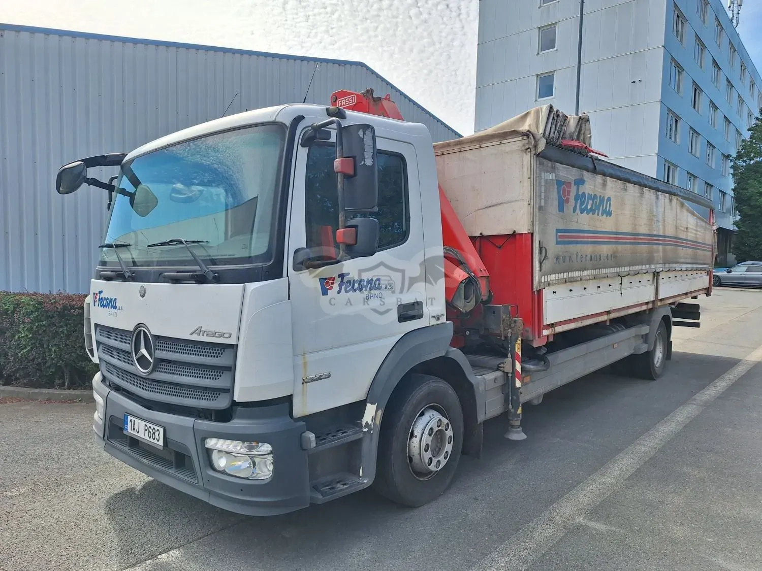 Versalift Atego 1900
