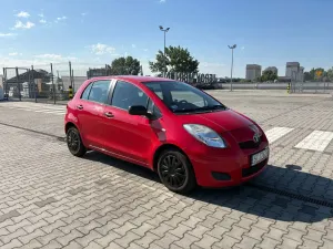 Toyota Yaris II (2005-2011) 1.0 Luna 2011