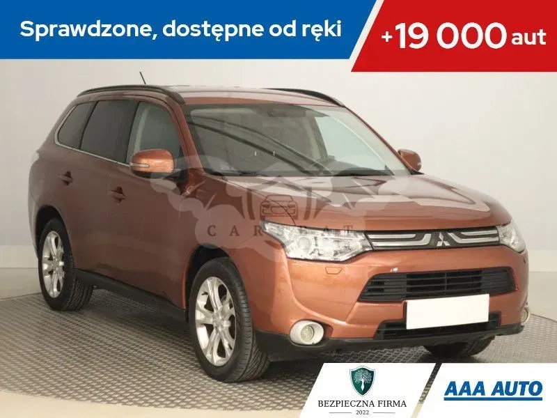 Mitsubishi Outlander III (2012-2022) 2013