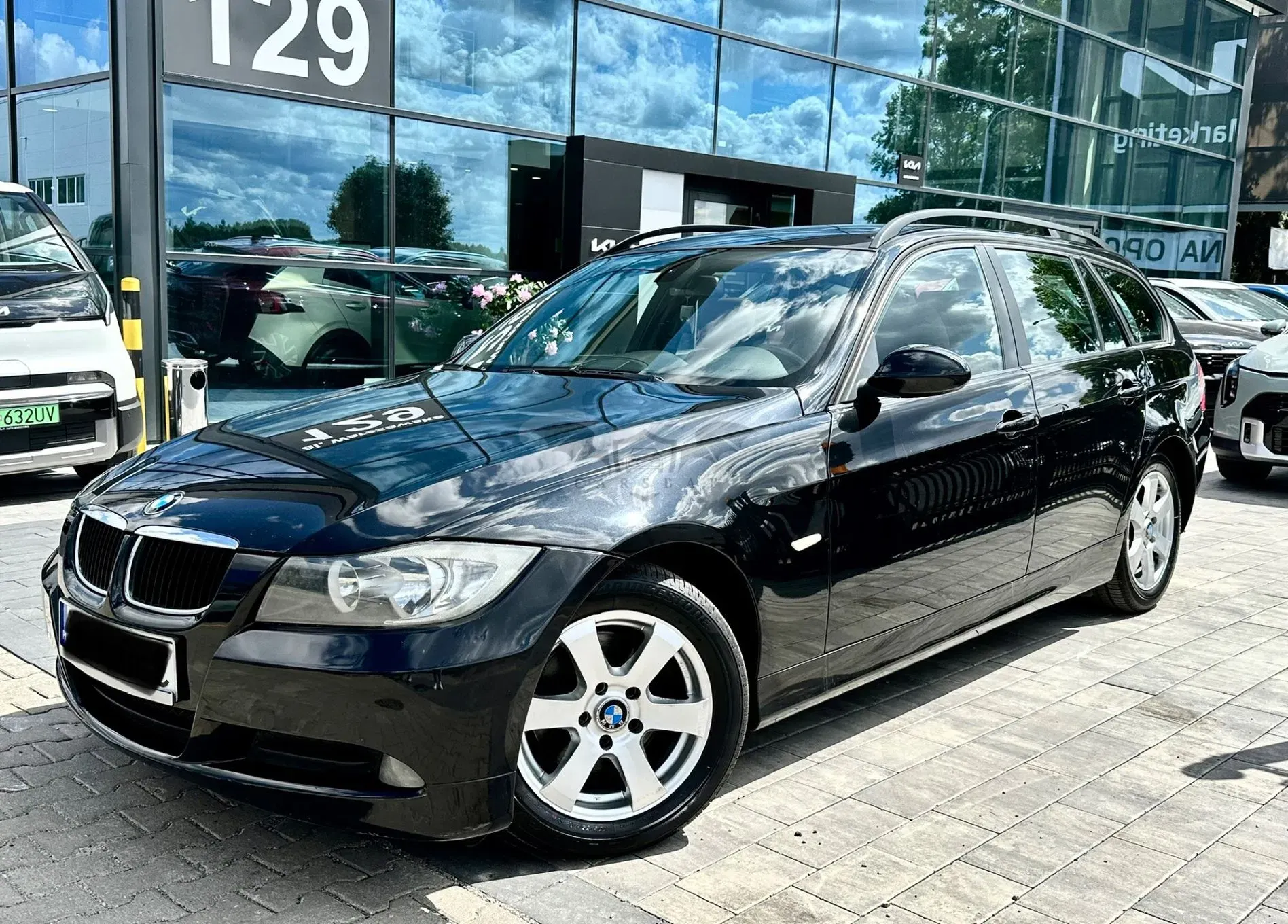 BMW 3 Series E90/E91/E92/E93 (2005-2012) 320d 2008