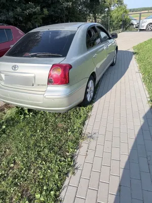 Toyota Avensis II (2003-2009) 2.0 VVT-i Prestige 2006