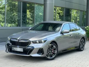 BMW 5 Series G60 (2023-) 520d xDrive mHEV M Sport 2026
