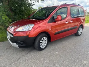 Peugeot Partner II (2008-2019) HDi 75 Esplanade 2011
