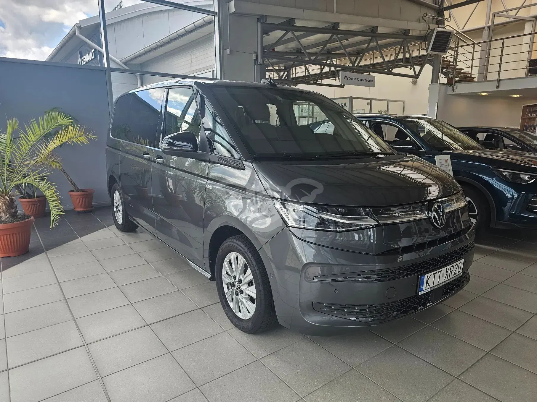 Volkswagen Multivan 2.0 TDI L1 Life DSG 2024