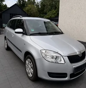 Skoda Fabia II (2007-2014) 1.6 16V Ambiente 2009