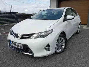 Toyota Auris II (2012-) 1.6 Valvematic START Edition 2013