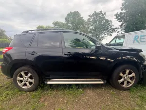 Toyota Rav4 III (2006-2012) 2.2 D-4D Sol 4x2 2011