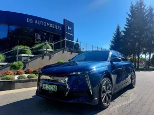 Ds automobiles N°8 2025