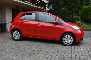 Toyota Yaris II (2005-2011) 1.33 VVT-i Executive 2009