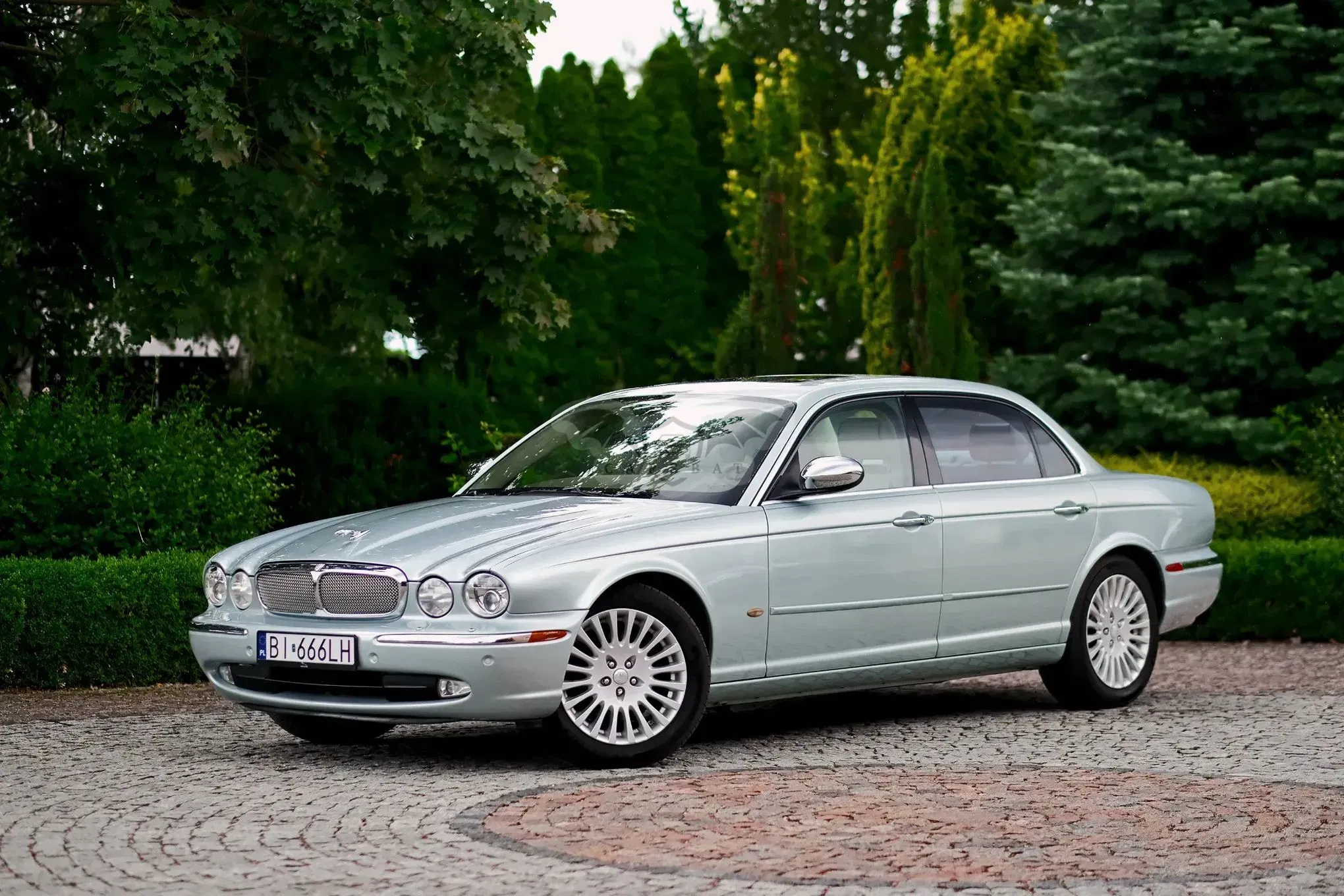 Jaguar XJ X350 (2004-2007) XJ8 4.2 LWB 2006