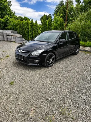Hyundai i30 I (2007-2012) 1.4 Edition Plus 2011