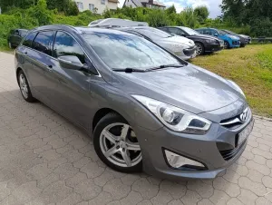 Hyundai i40 2.0 GDI Premium 2011