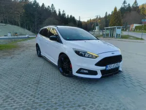 Ford Focus Mk3 (2010-2018) 2.0 EcoBoost ST 2017