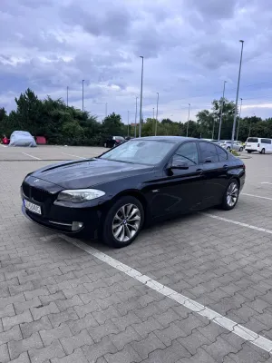 BMW 5 Series F10/F11 (2009-2017) 525d xDrive Luxury Line 2012