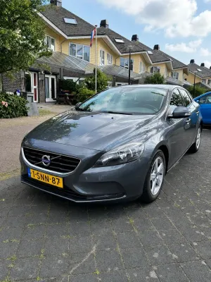 Volvo V40 II (2012-) D2 2013