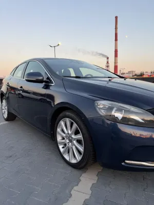 Volvo V40 II (2012-) D2 Summum 2015