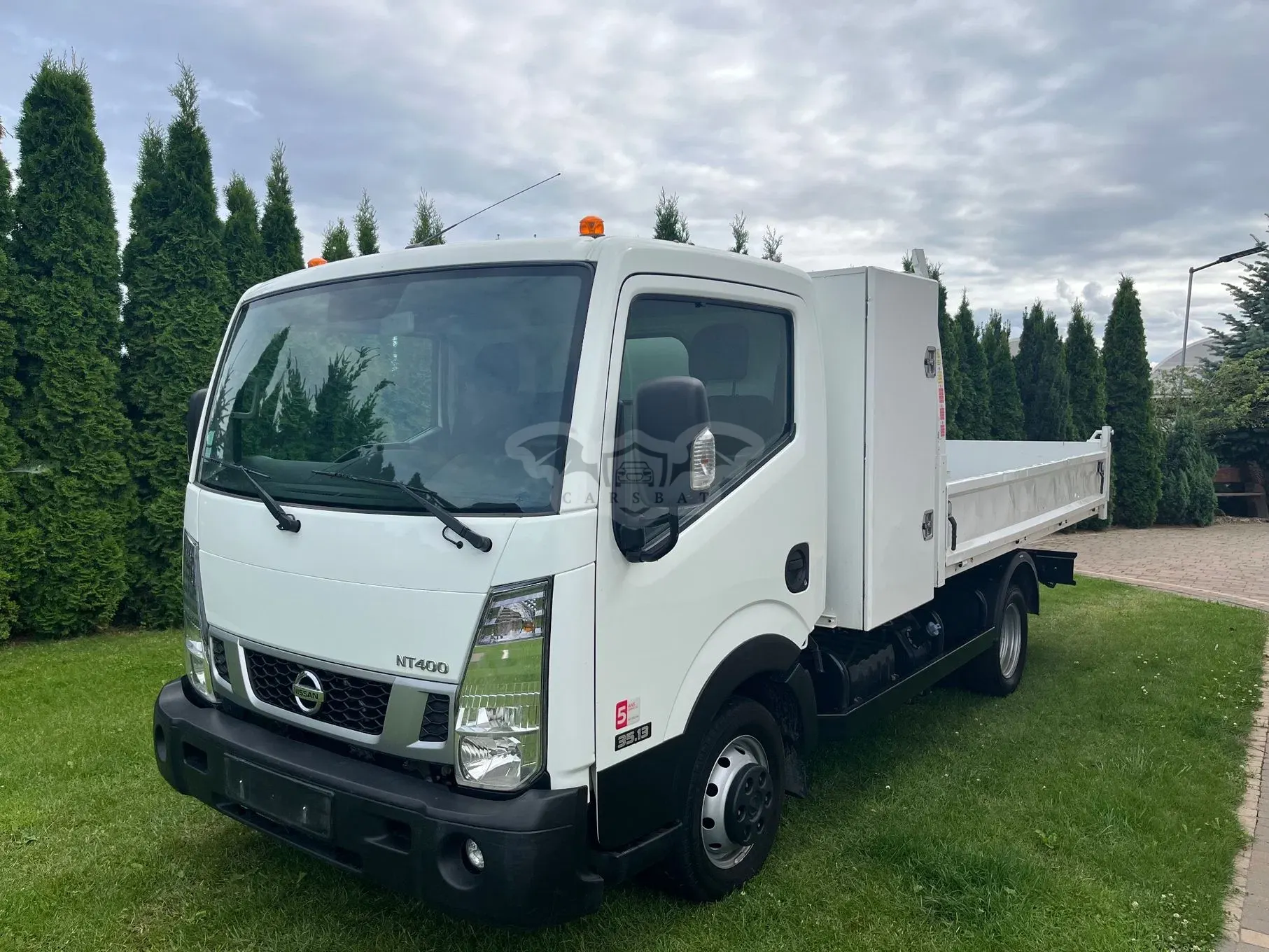 Nissan NT 2019
