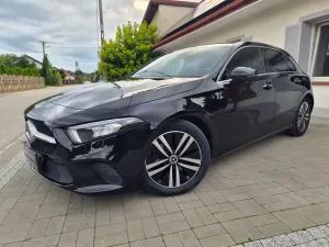 Mercedes-Benz A W177 (2018-) 180 7G-DCT Special Edition 2021