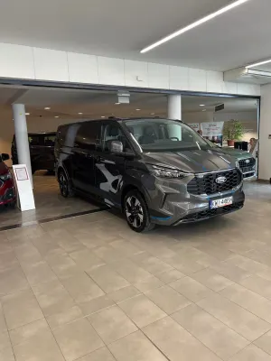Ford Transit 2024