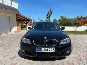 BMW 3 Series E90/E91/E92/E93 (2005-2012) 320d xDrive 2011