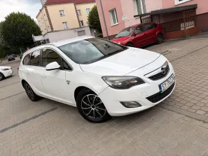 Opel Astra J (2009-2019) 1.7 CDTI Edition 150 2011